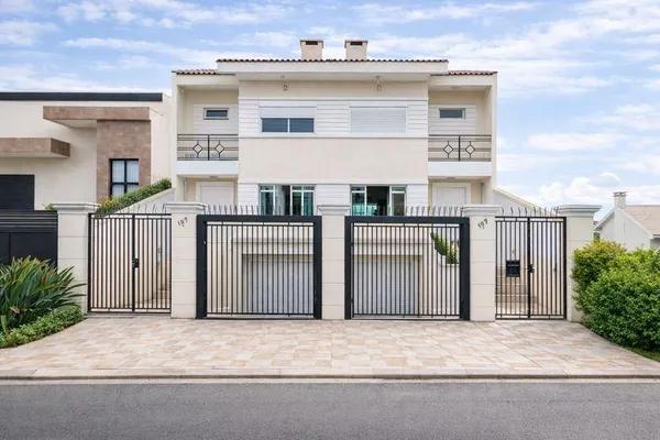 Sobrado com 3 dormitórios à venda, 205 m² por R$ 1.098.000,00 - Vila Izabel - Curitiba/PR