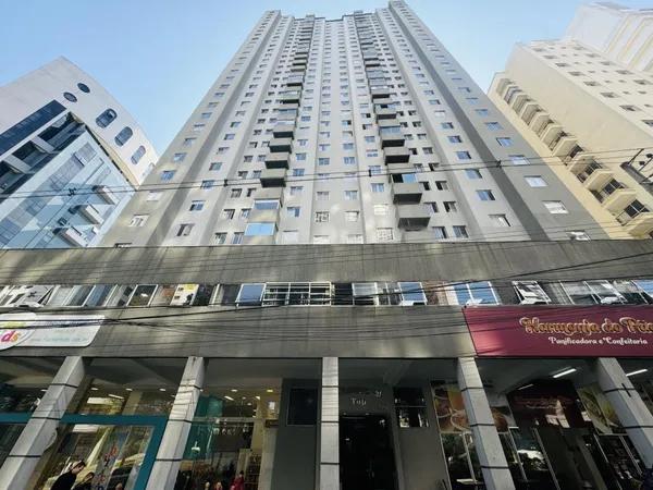 Apartamento à venda com 2 quartos, 41,00m² privativo, 1 vaga no Bigorrilho - Curitiba -  Vista definida