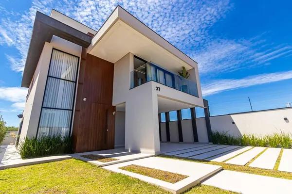 Casa com 3 suítes à venda - Neoville, Curitiba PR